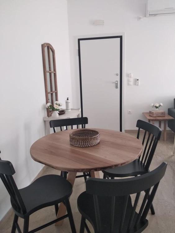 Sgs Luxury Apartments Ксилокастро Экстерьер фото